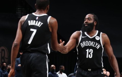 官方网-联手哈登争冠在望？杜兰特悄悄掉入另一个漩涡